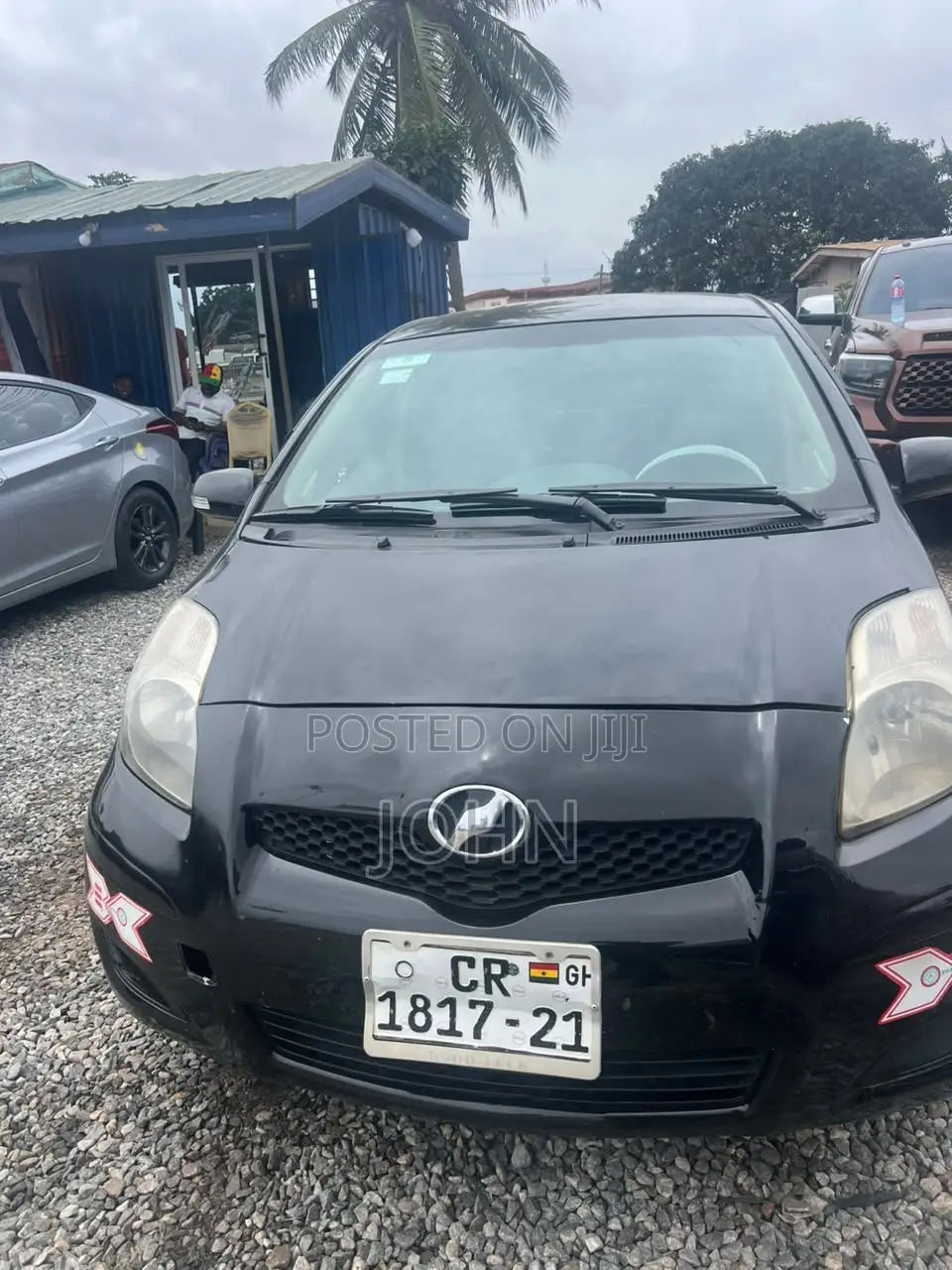 Toyota Vitz 1.3 AWD 3dr 2010 Black