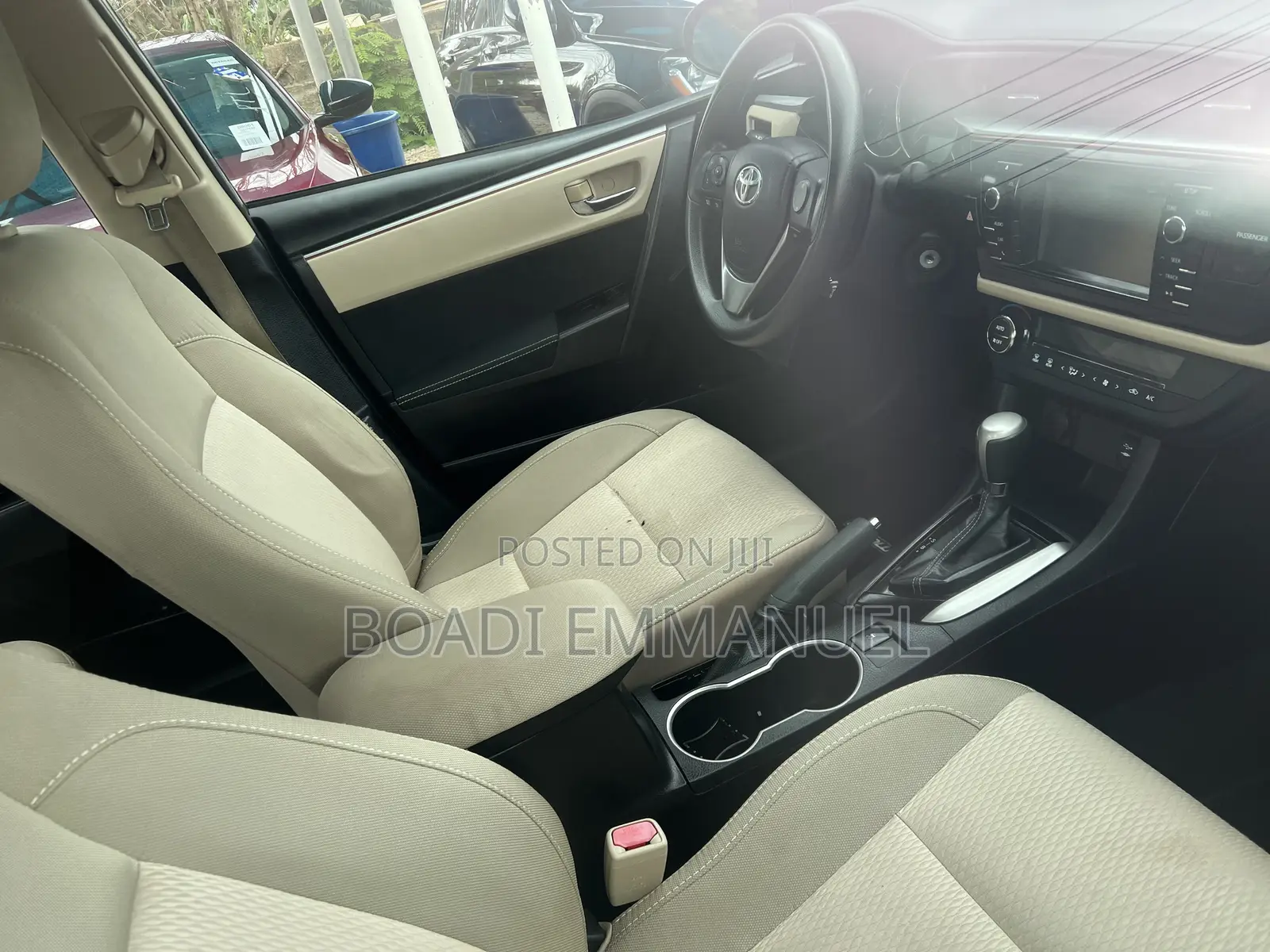 Toyota Corolla 2016 Brown