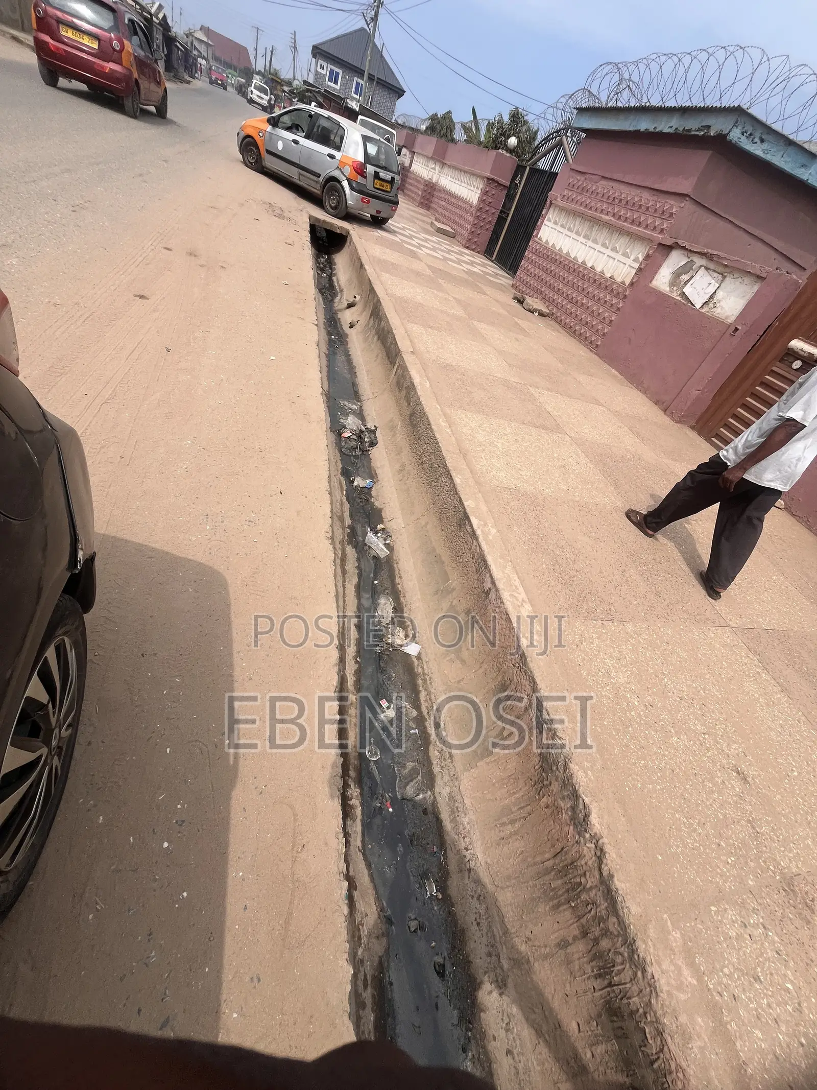 12bdrm House in Dansoman for sale