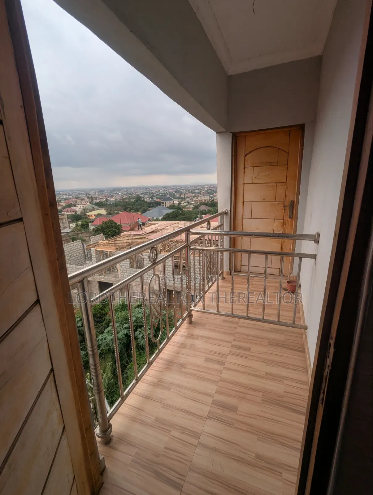 2bdrm Apartment in Pokuase for rent