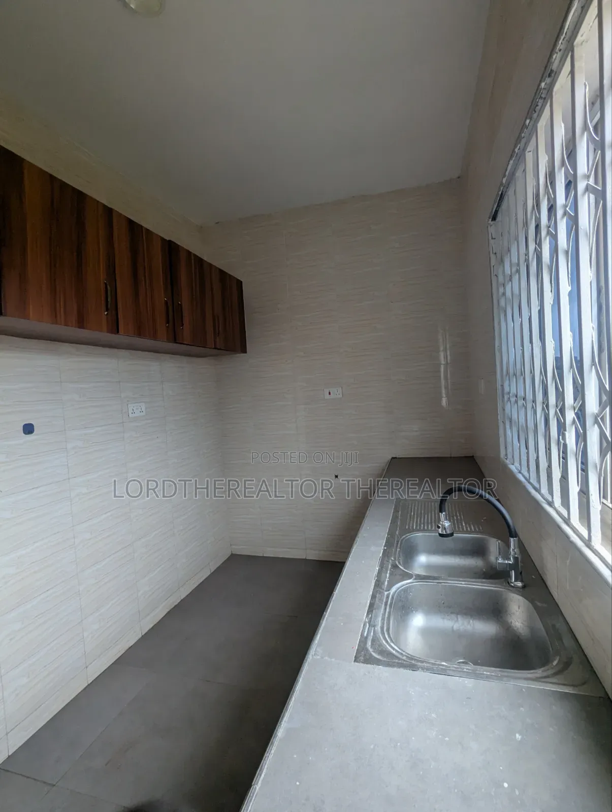 2bdrm Apartment in Pokuase for rent