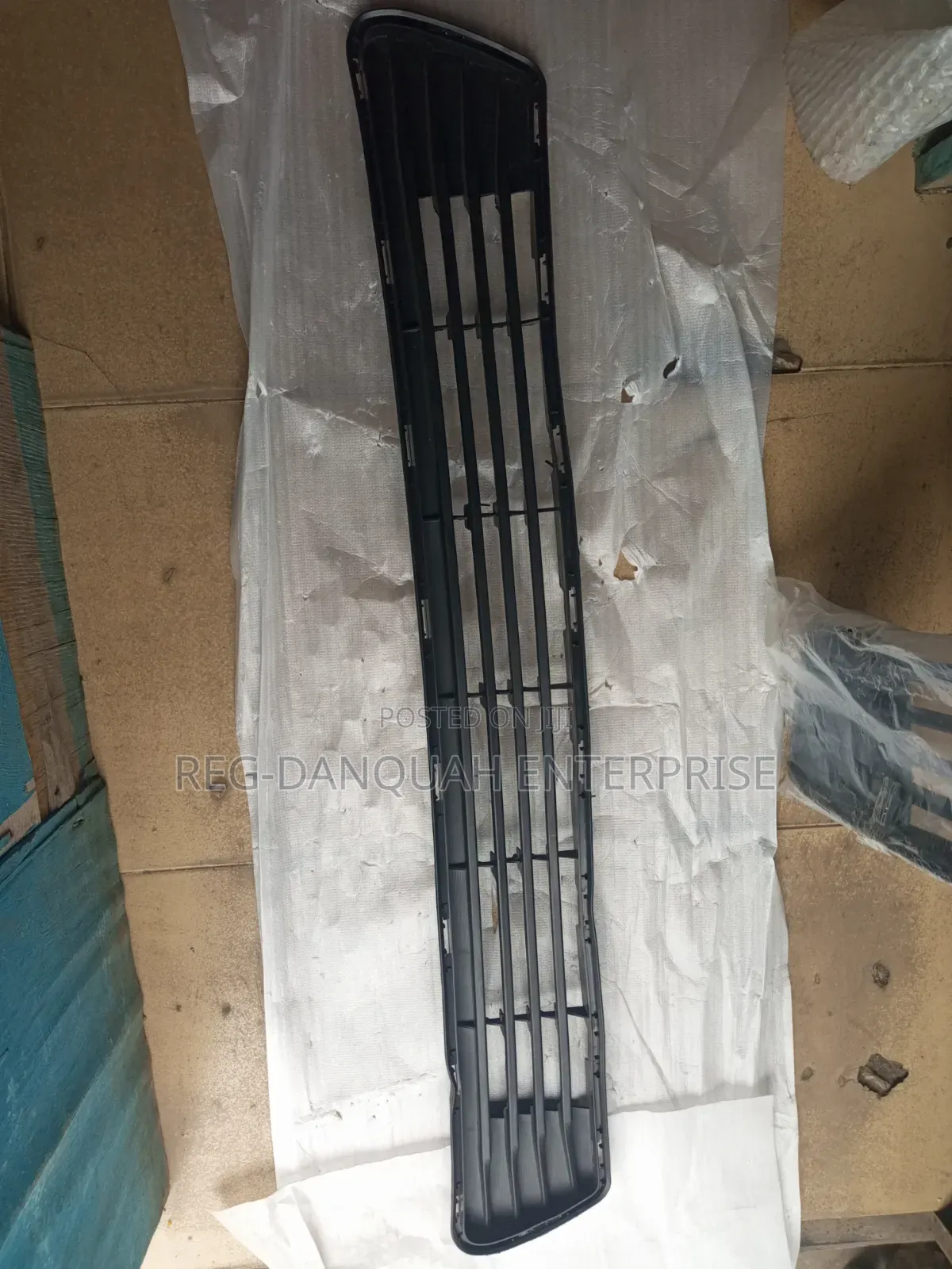 Toyota Camry 2012-2014 Down Grille Le/Normal