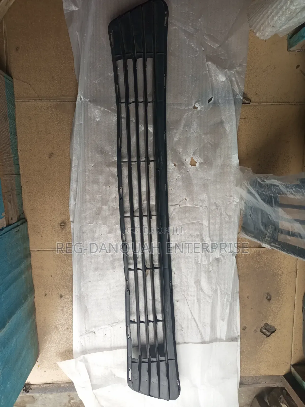Toyota Camry 2012-2014 Down Grille Le/Normal
