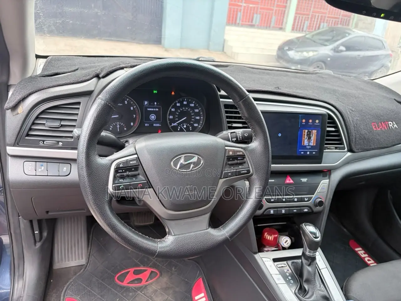 Hyundai Elantra Limited Sedan FWD (2.0L 4cyl 6A) 2017 Black