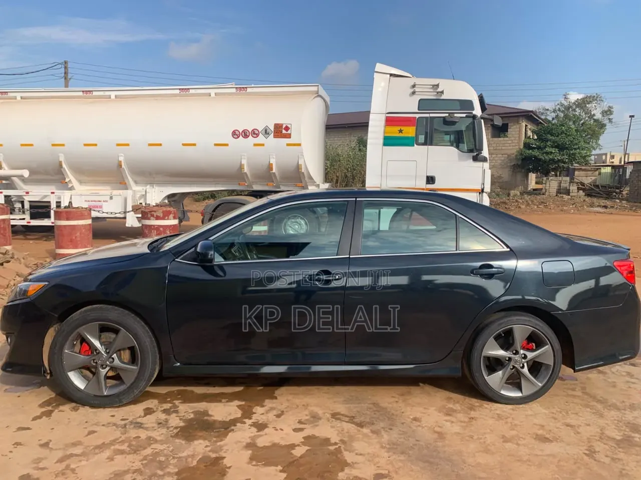 Toyota Camry SE 4dr Sedan (2.5L 4cyl 6A) 2014