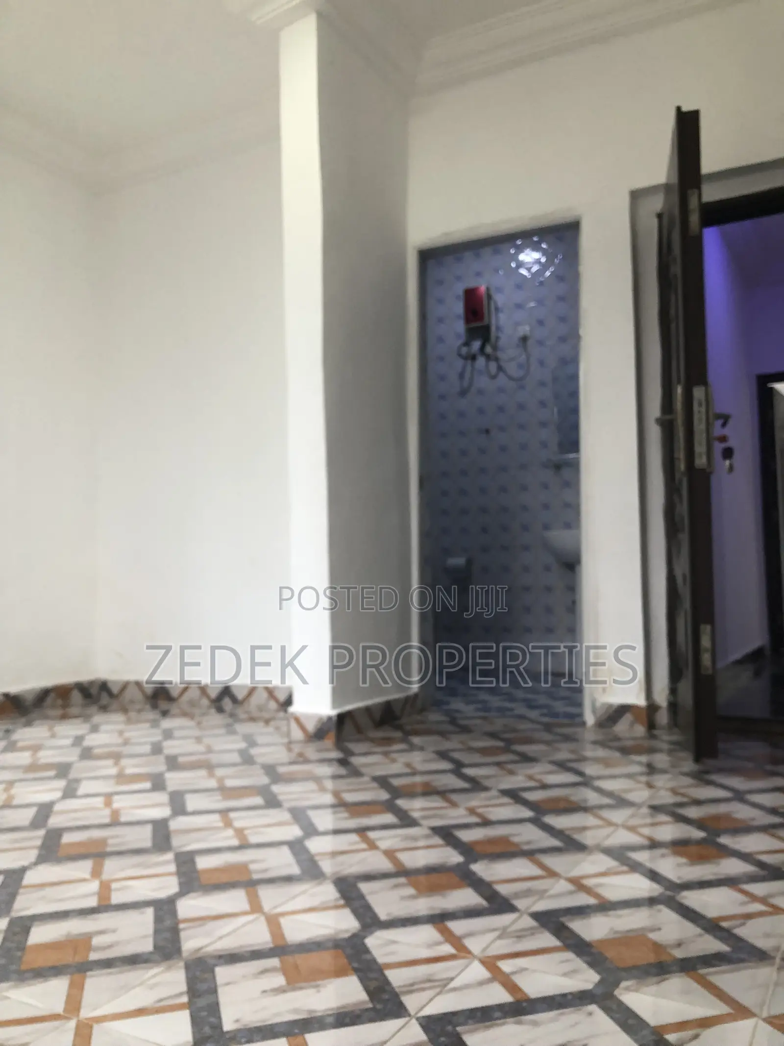 3bdrm Apartment in Kwabenya Acp for rent