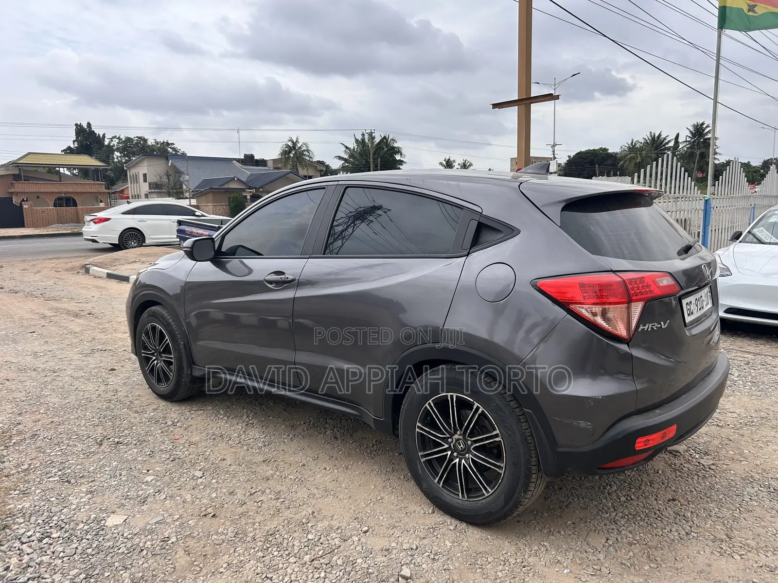 Honda HR-V 4dr SUV (1.5L 4cyl CVT) 2016 Gray
