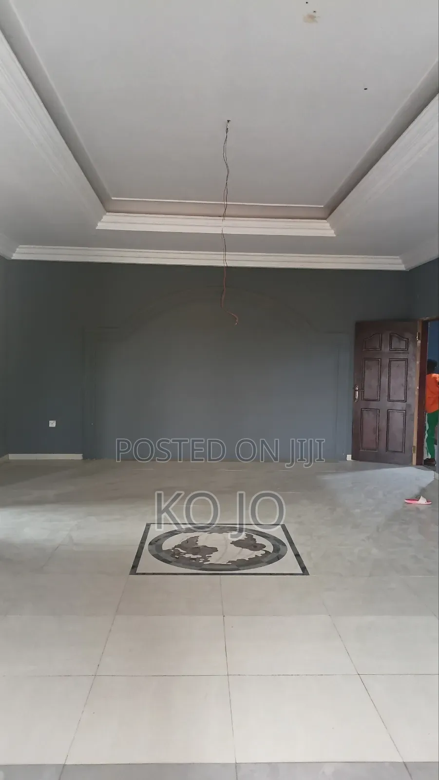 3bdrm Apartment in Little Roses Area for rent