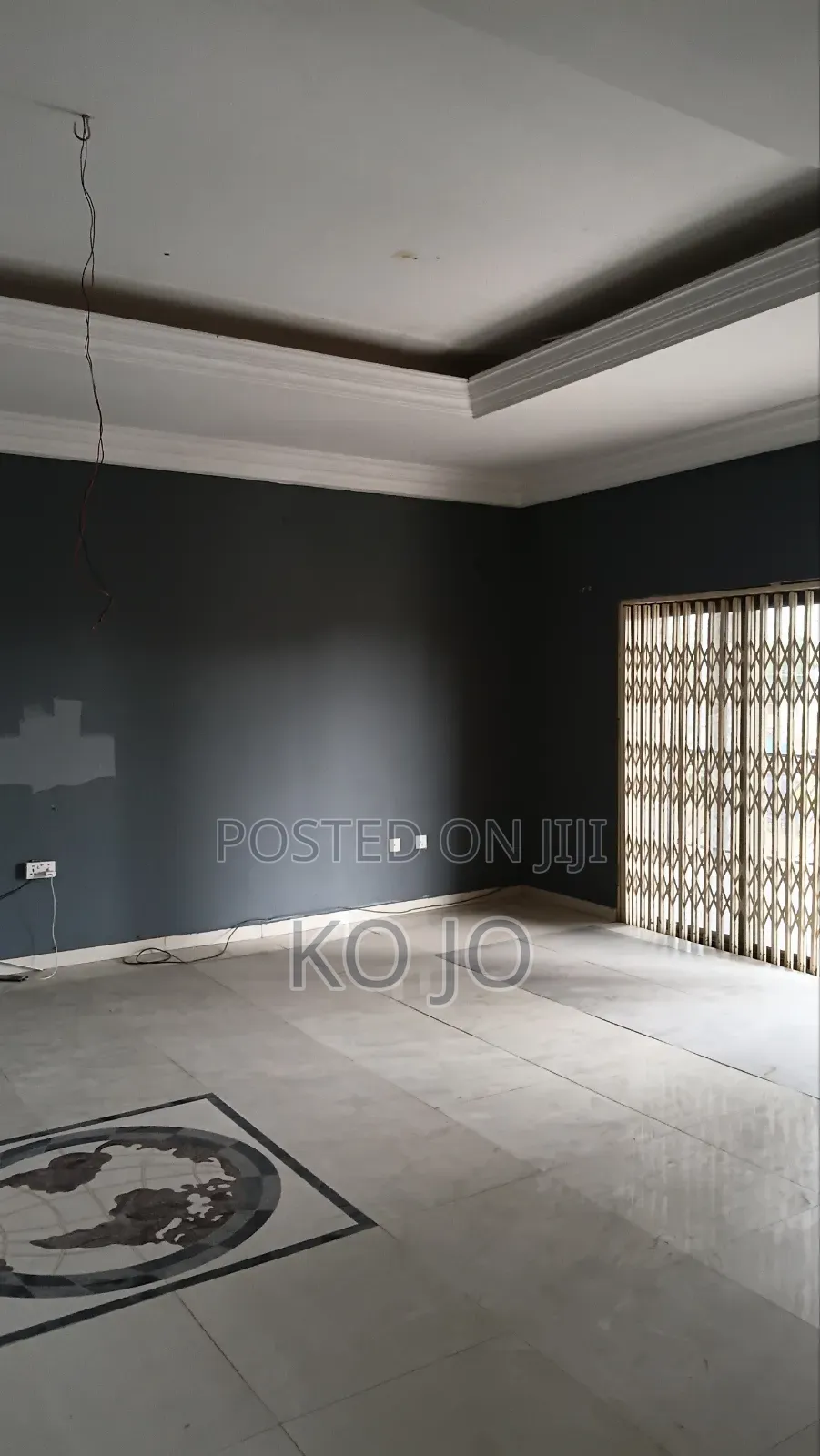 3bdrm Apartment in Little Roses Area for rent