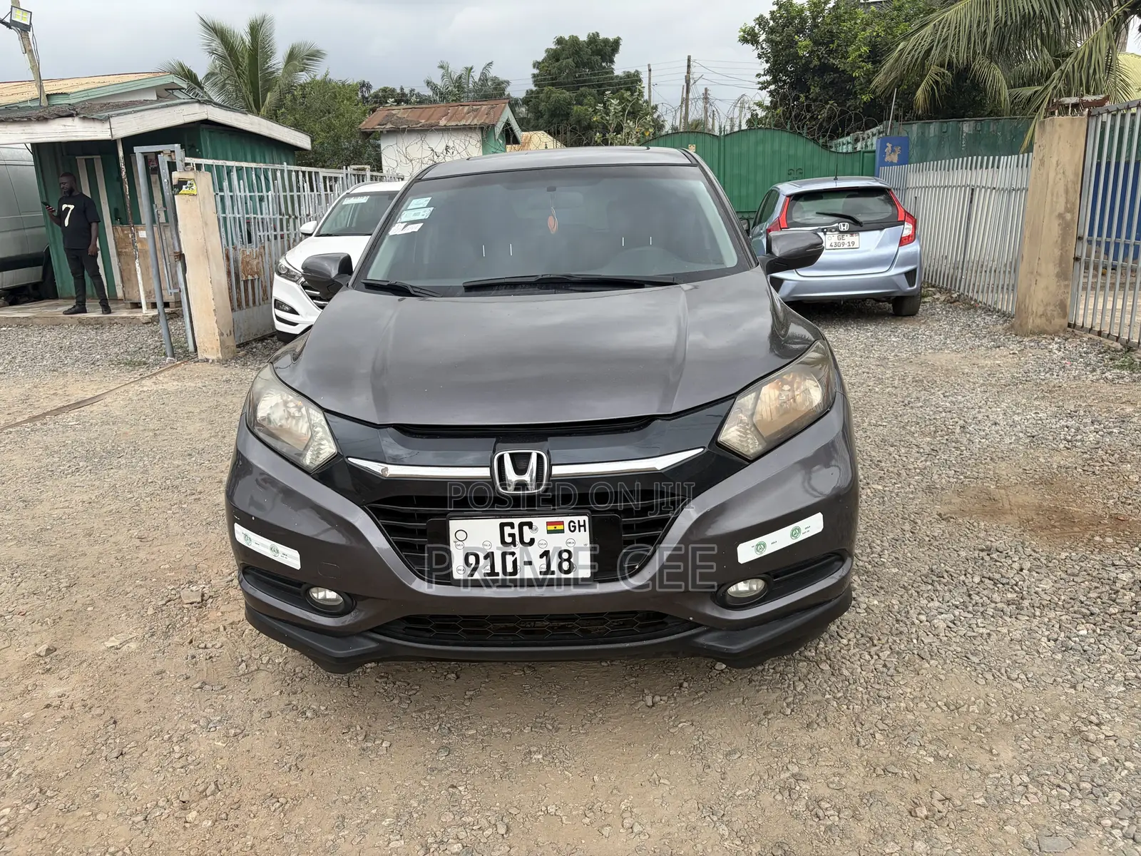Honda HR-V 4dr SUV (1.5L 4cyl CVT) 2016 Gray