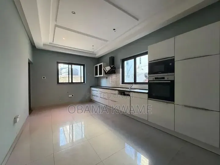 4bdrm House in Laryea Homes, American House for rent