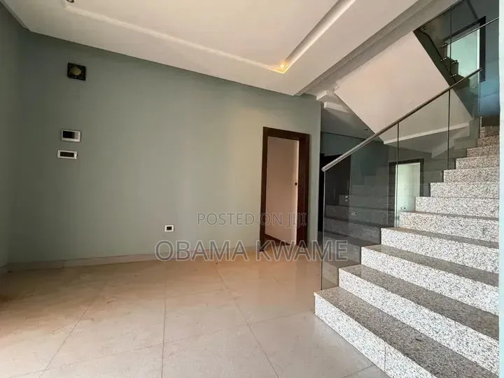 4bdrm House in Laryea Homes, American House for rent