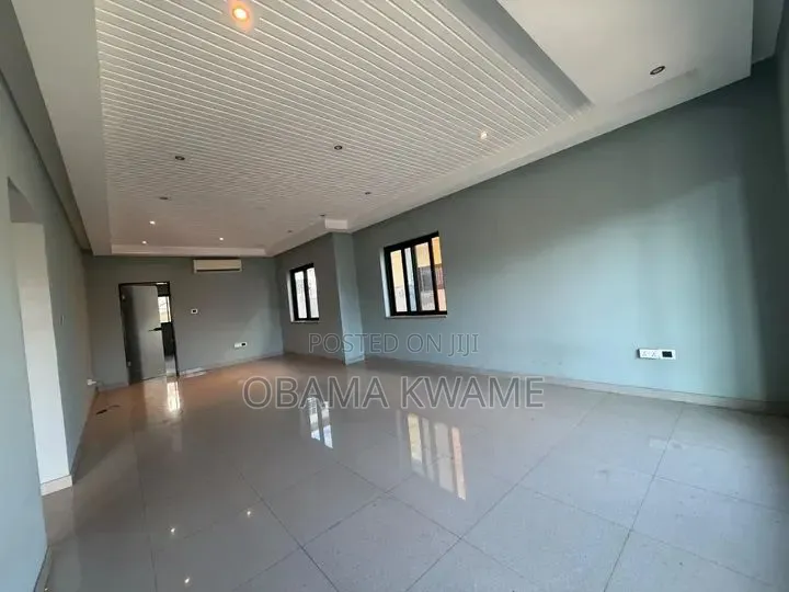 4bdrm House in Laryea Homes, American House for rent