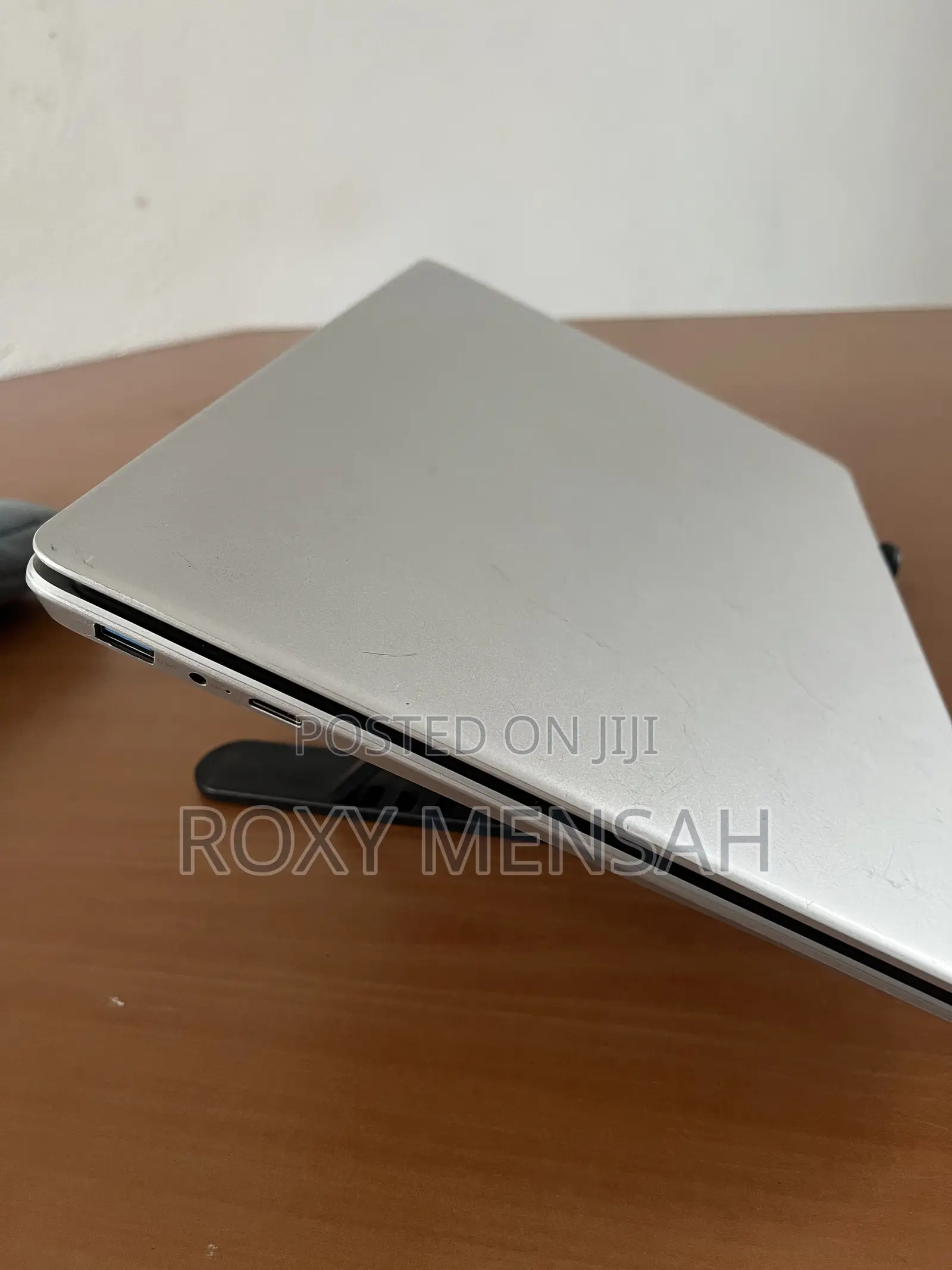 Laptop 8GB Intel Celeron SSD 128GB