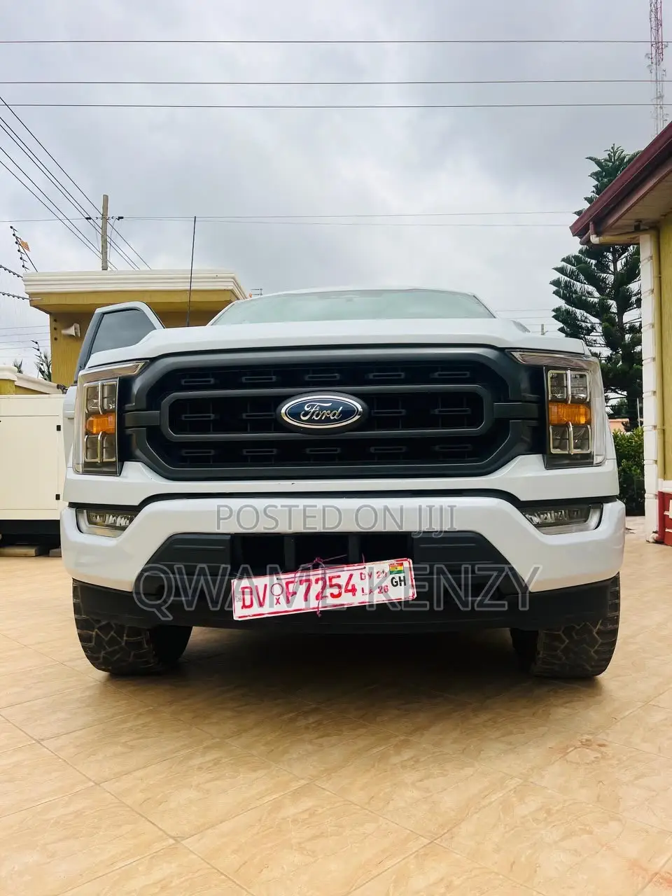 Ford F-150 XLT 2022 White