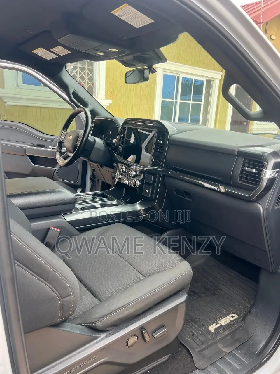 Ford F-150 XLT 2022 White