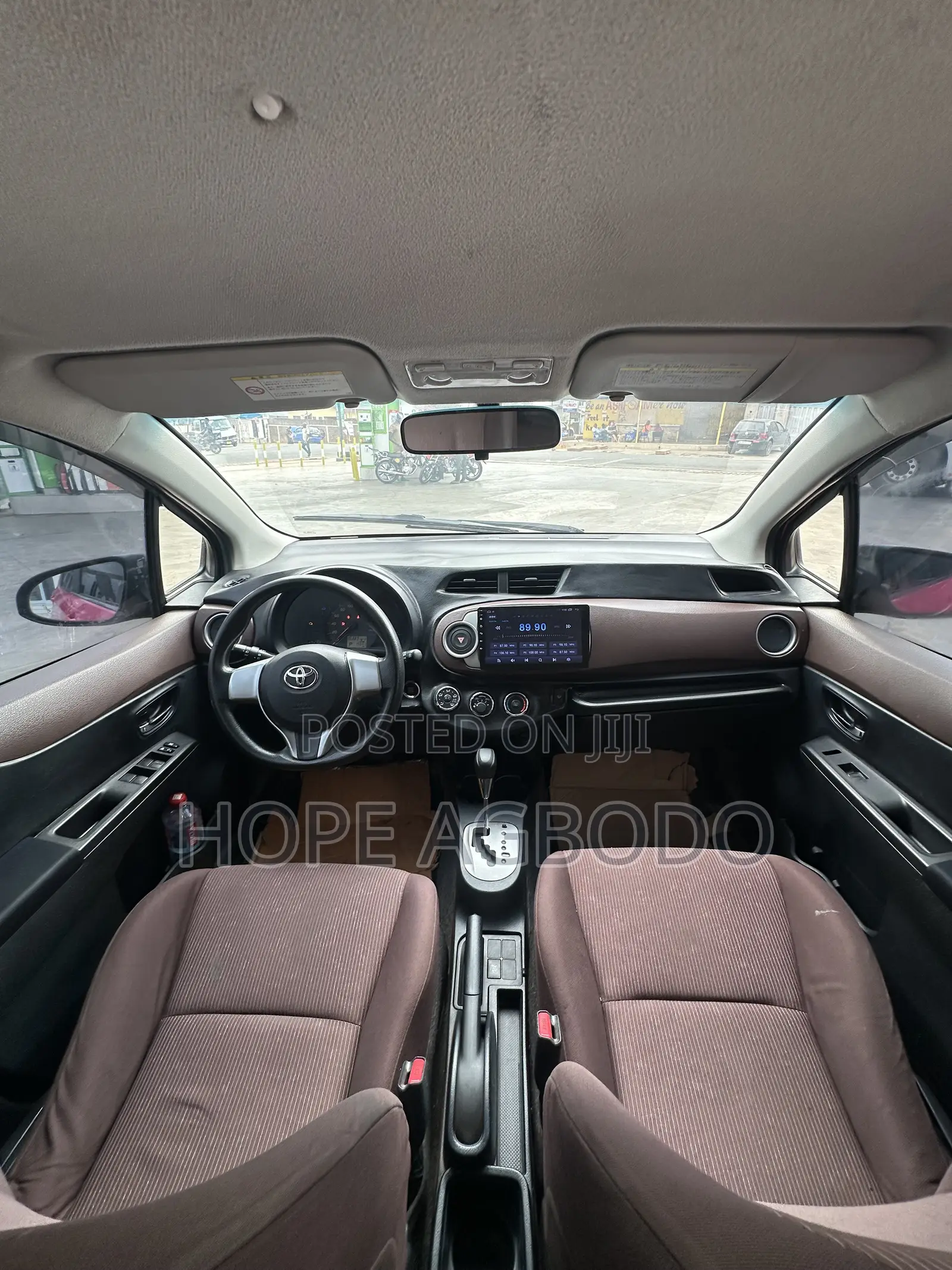 Toyota Vitz 1.3 AWD 5dr 2013