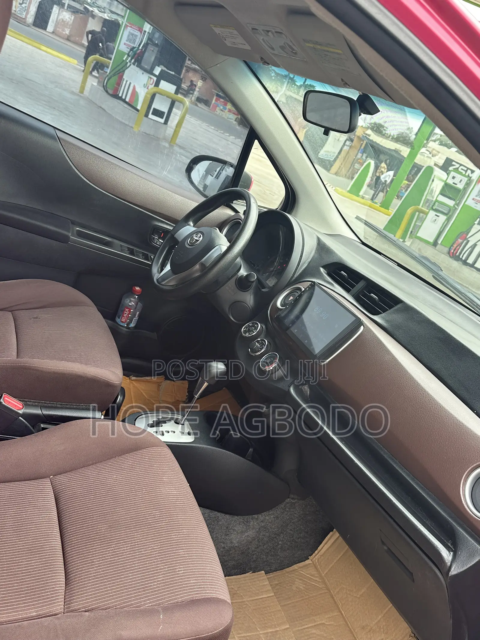 Toyota Vitz 1.3 AWD 5dr 2013