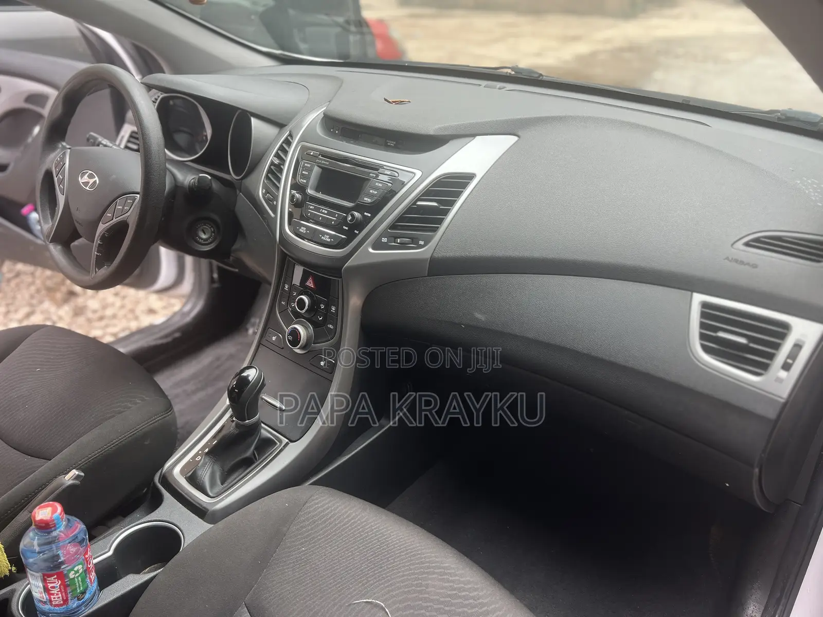 Hyundai Elantra SE 4dr Sedan (1.8L 4cyl 6M) 2015 White