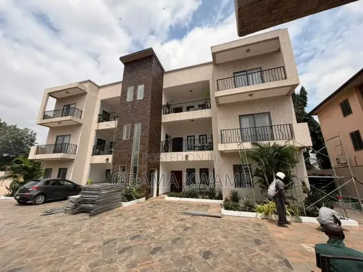 Furnished 2bdrm Apartment in Laryes Homes, School Junction for rent