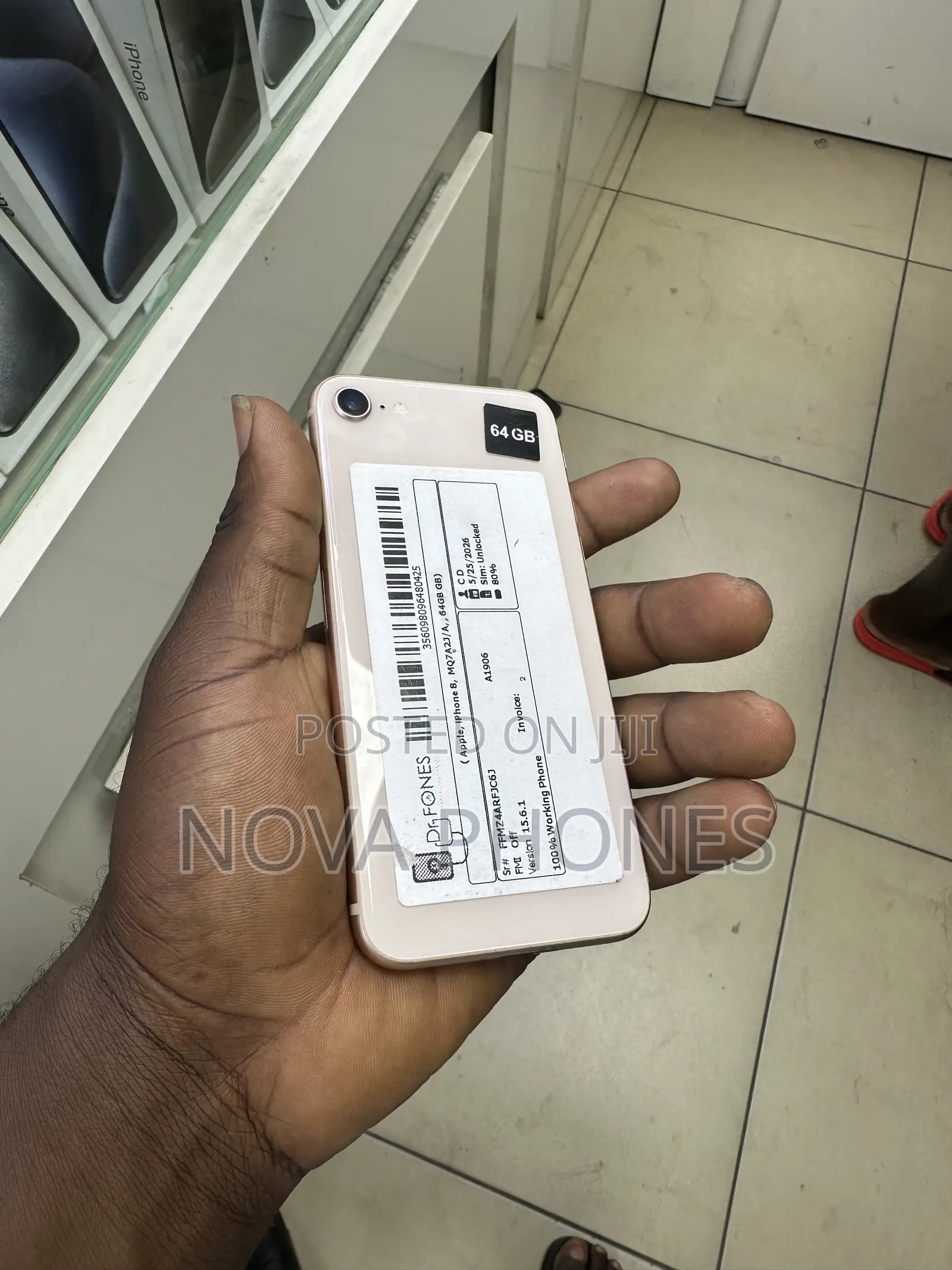 Apple iPhone 8 64 GB Gold