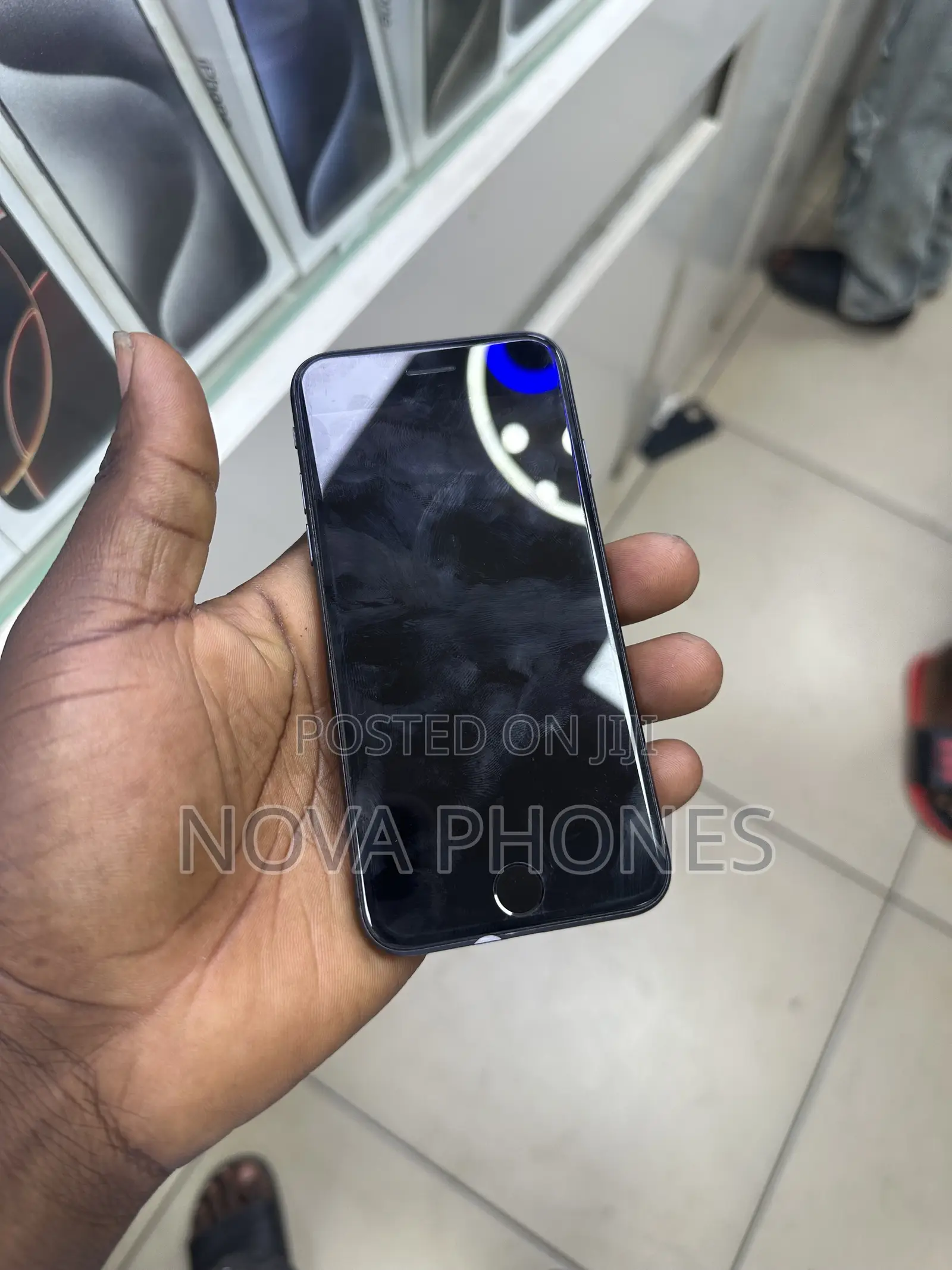 Apple iPhone 8 64 GB Black