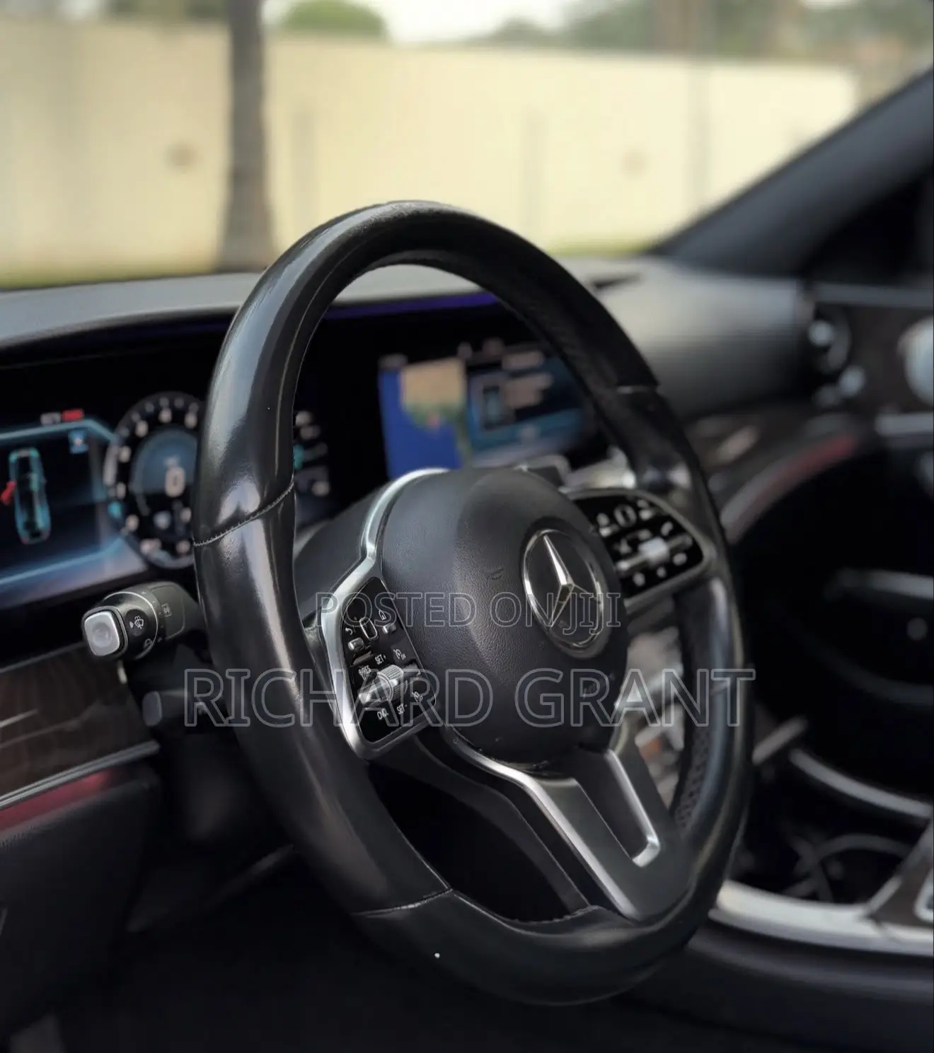 Mercedes-Benz E300 2019 Black