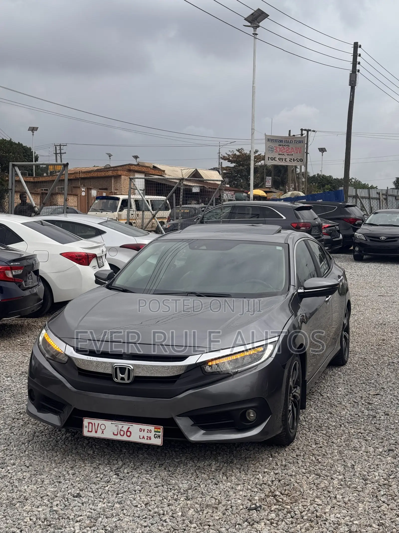 Honda Civic Touring 4dr Sedan (1.5L 4cyl) 2017 Gray