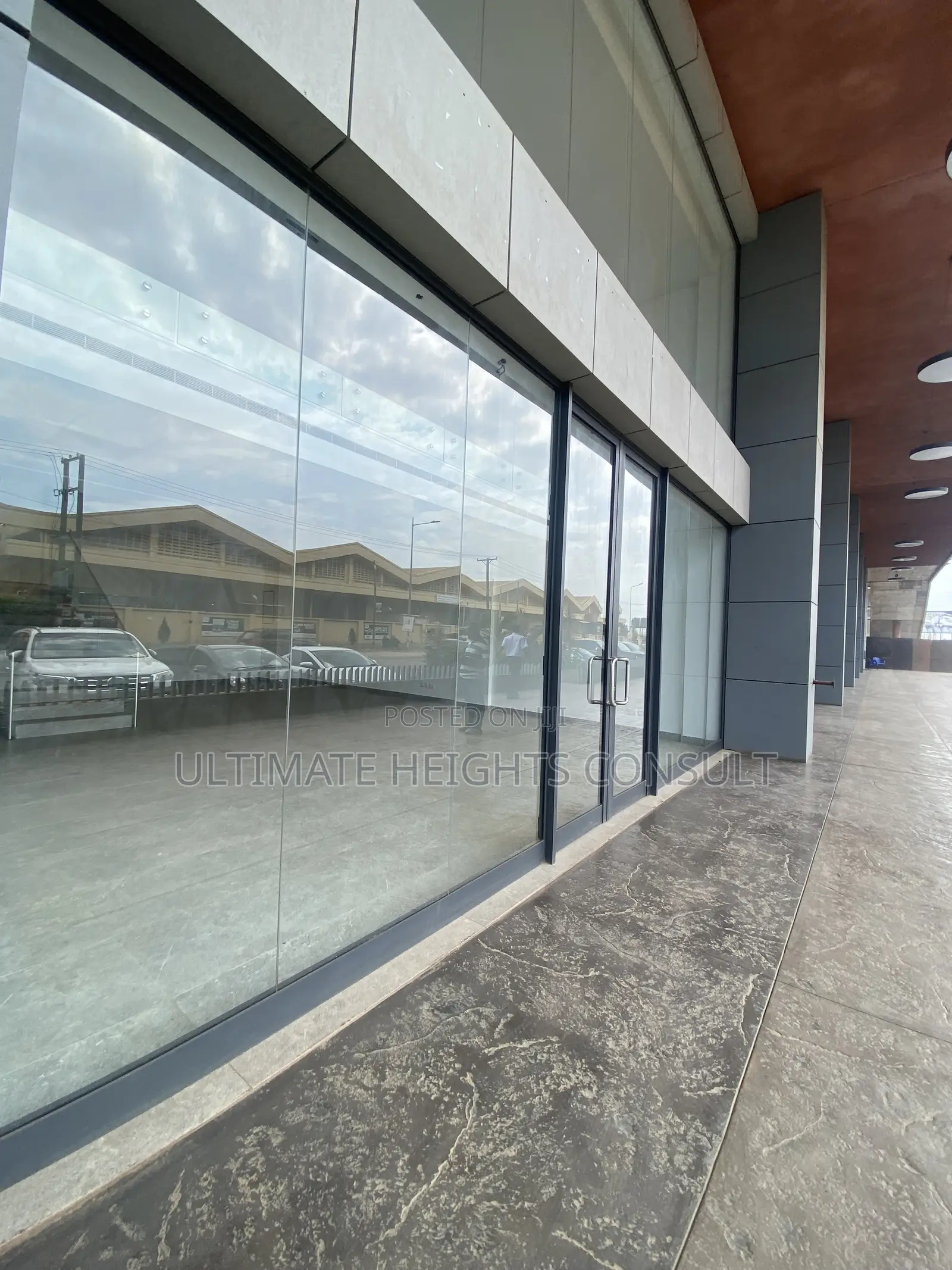 Shop 156 Square Meter for Rent at Spintex