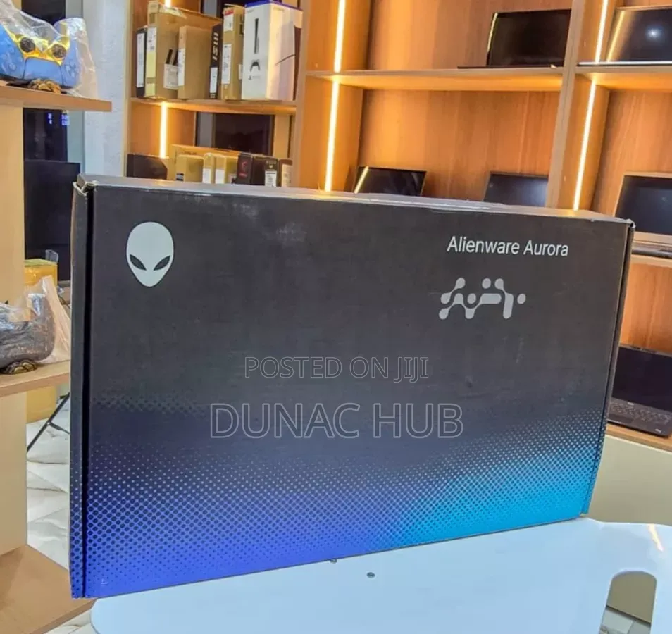 New Laptop Alienware 16 Aurora 16GB Intel Core 7 SSD 1T