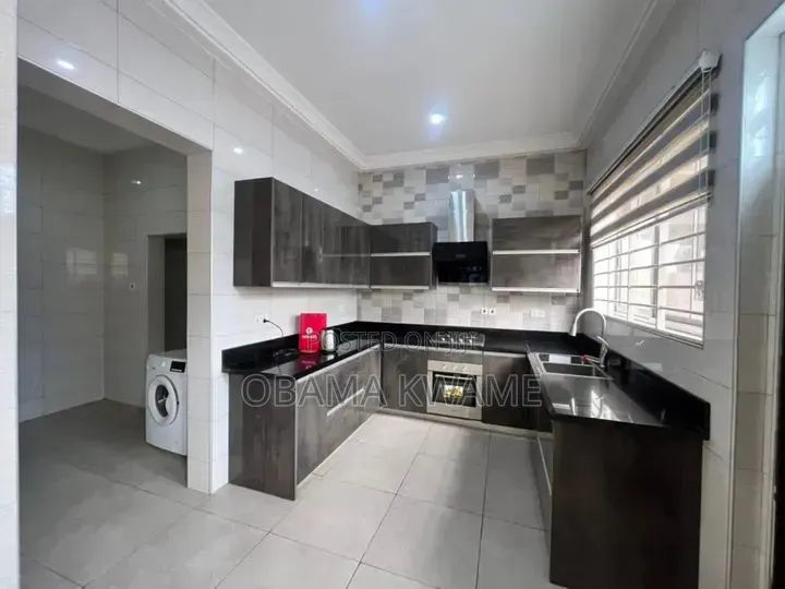 4bdrm House in Laryea Homes, A&C Mall Area for rent