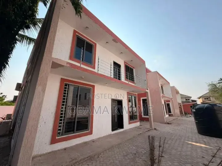 2bdrm Townhouse / Terrace in Laryea Homes, School Junction for rent