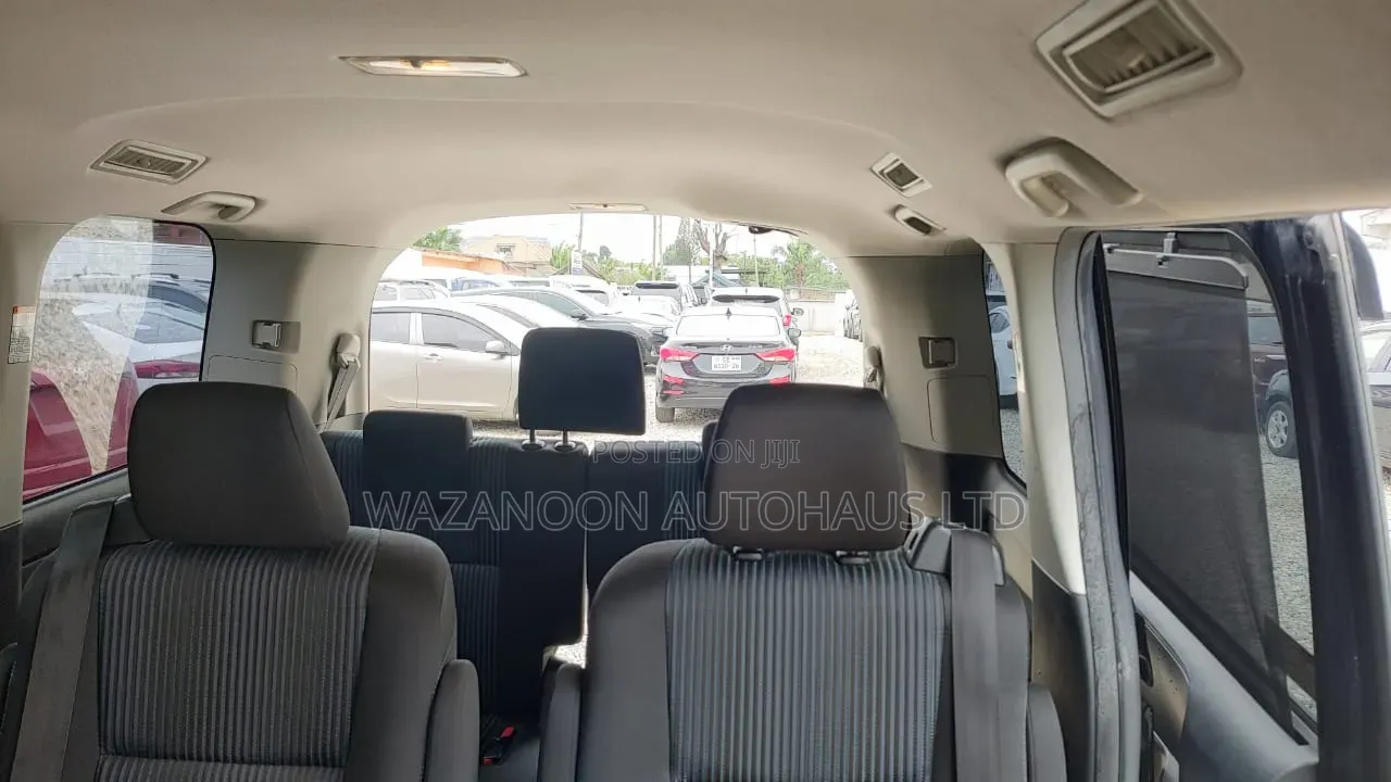 Toyota Voxy V 2WD 7-Seater 2016 Black