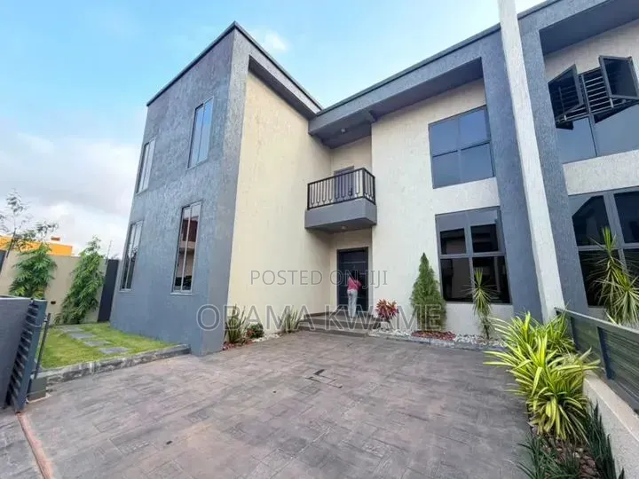 3bdrm House in Laryea Homes, School Junction for rent