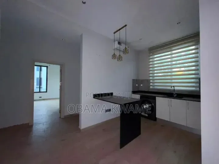 3bdrm House in Laryea Homes, School Junction for rent