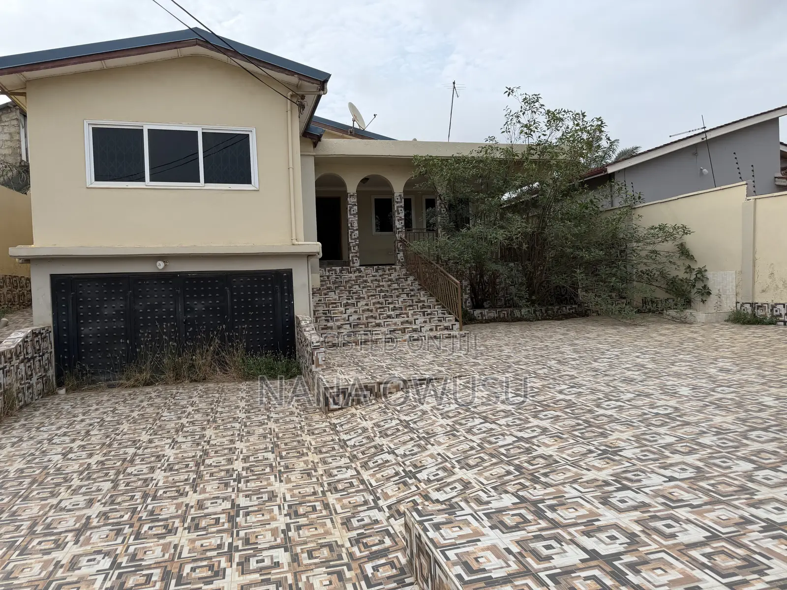 4bdrm House in Weija for sale