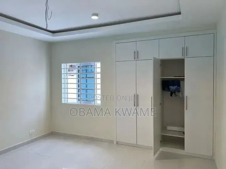 2bdrm House in Laryea Homes, Coca Cola for rent