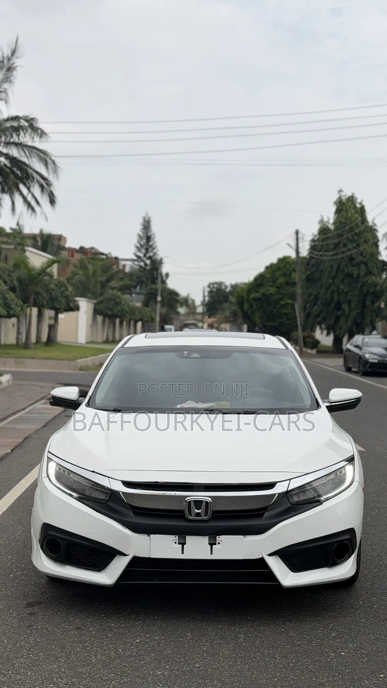 Honda Civic Touring 4dr Sedan (1.5L 4cyl) 2017 White