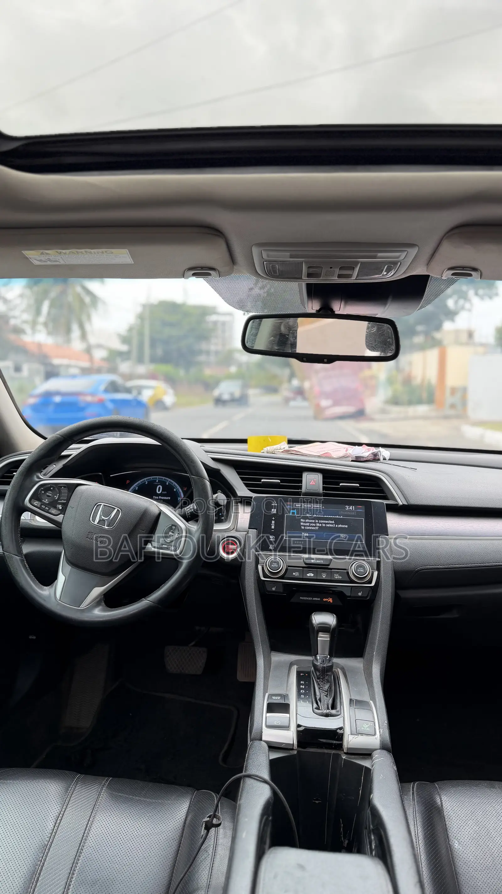 Honda Civic Touring 4dr Sedan (1.5L 4cyl) 2017 White