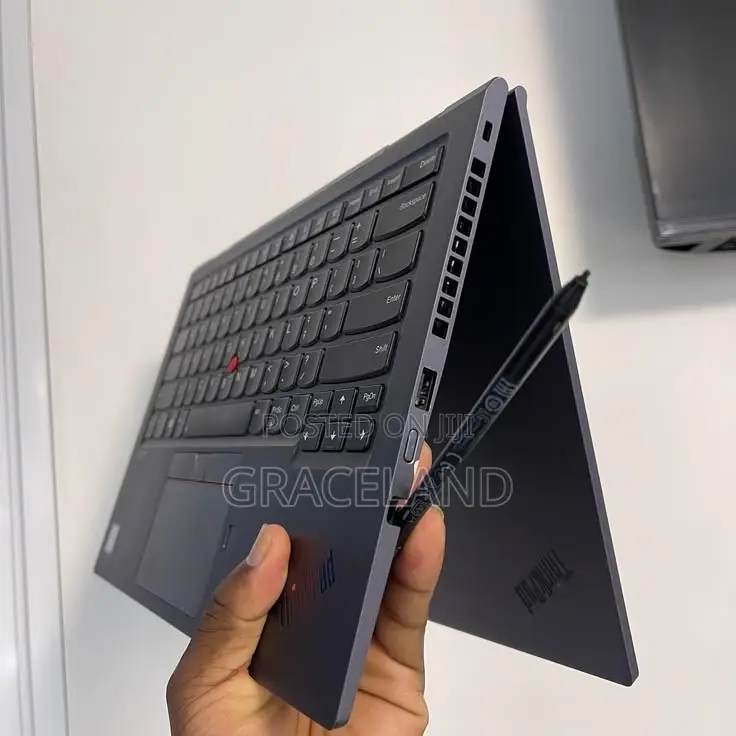 New Laptop Lenovo ThinkPad X1 Yoga 16GB Intel Core i7 SSD 512GB