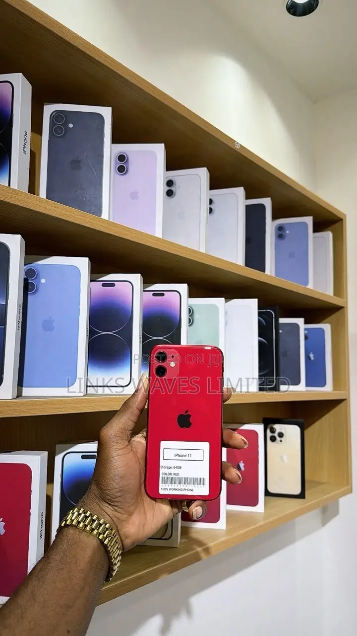 New Apple iPhone 11 128 GB Red