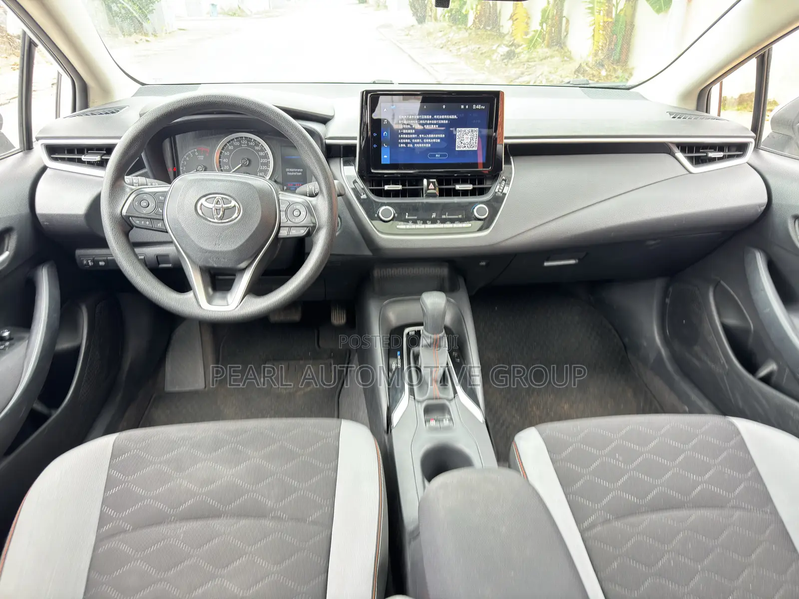Toyota Corolla SE 2023 White