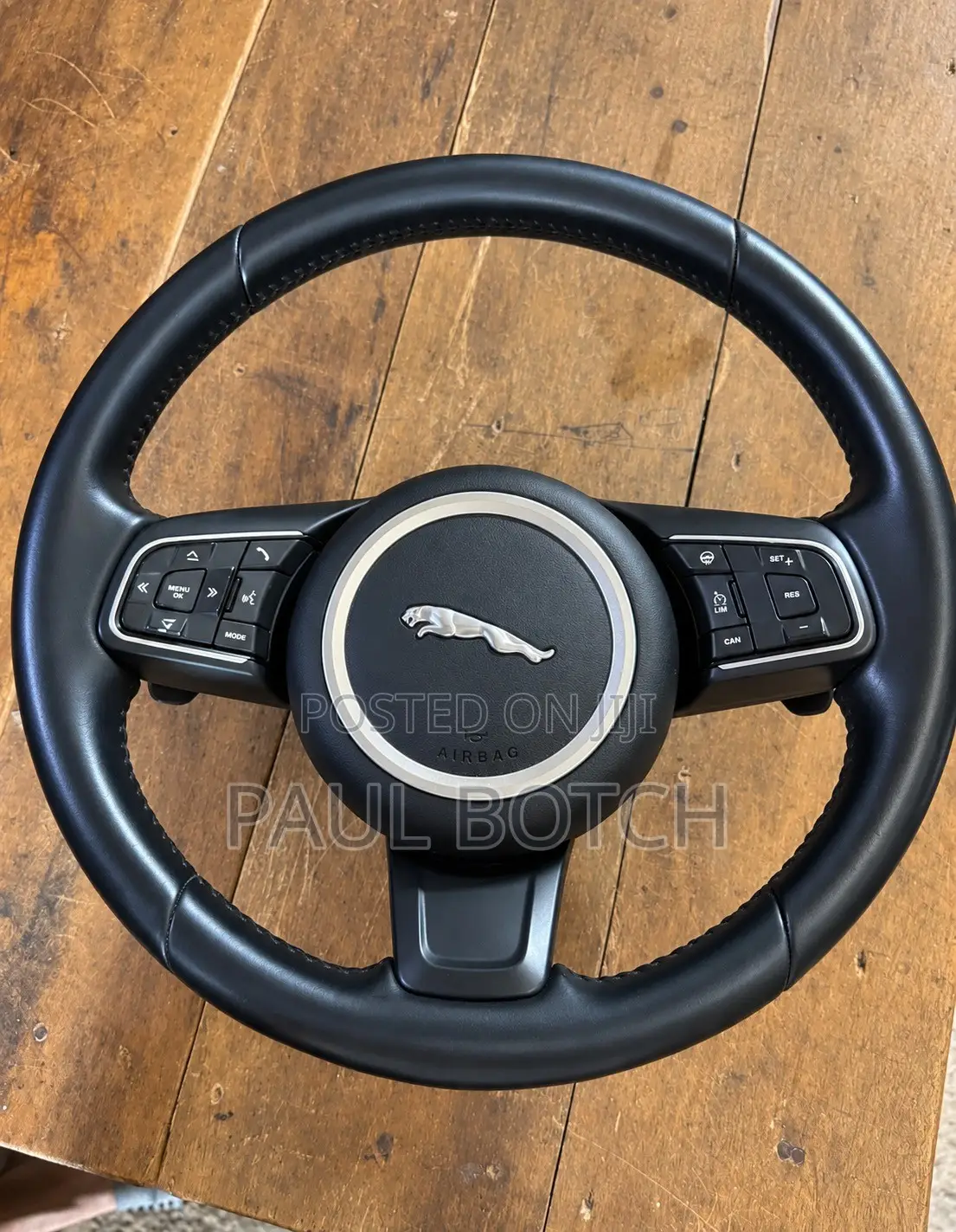2016,2017,2018,2019,2020 Jaguar F-Pace Steering Wheel