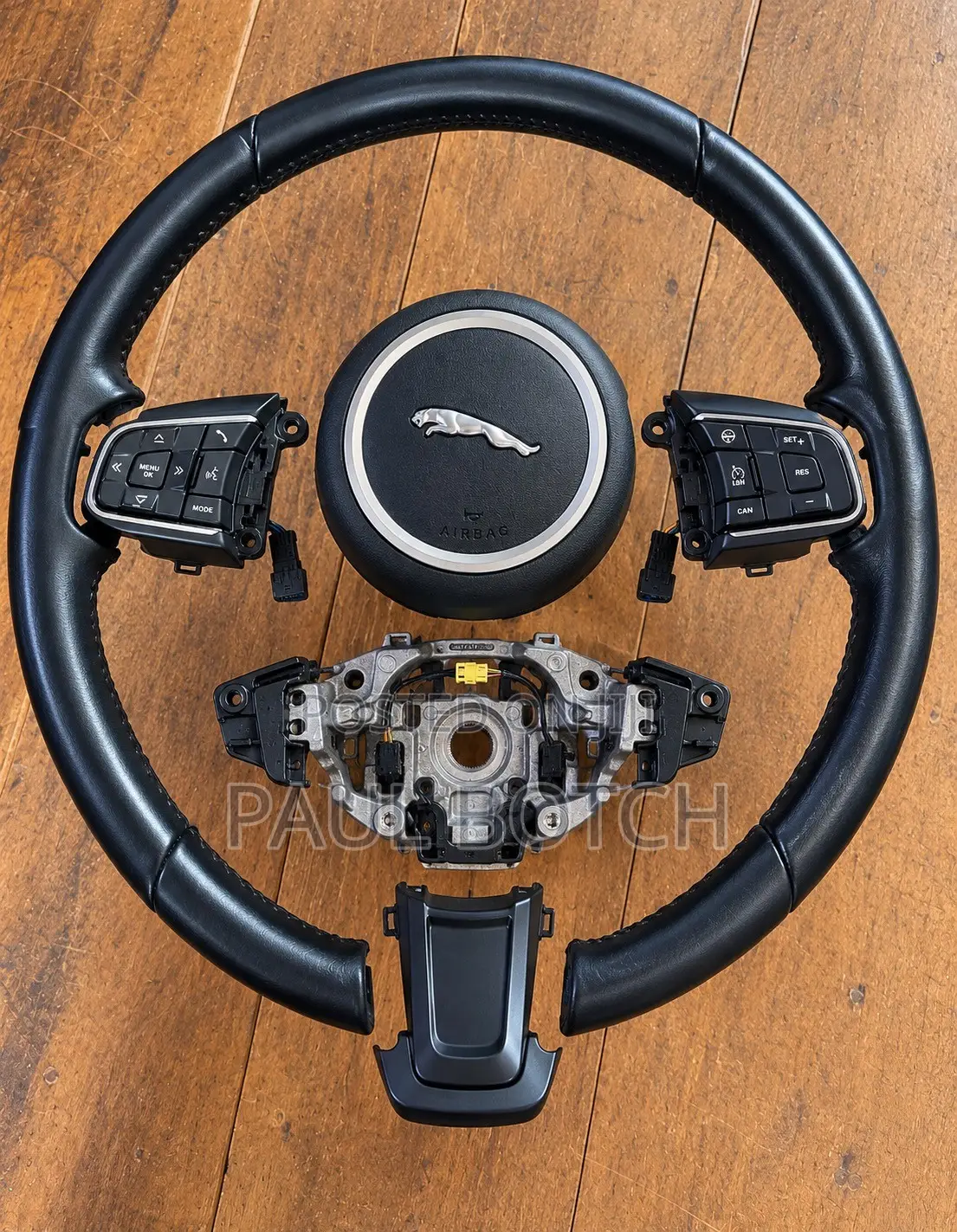 2016,2017,2018,2019,2020 Jaguar F-Pace Steering Wheel