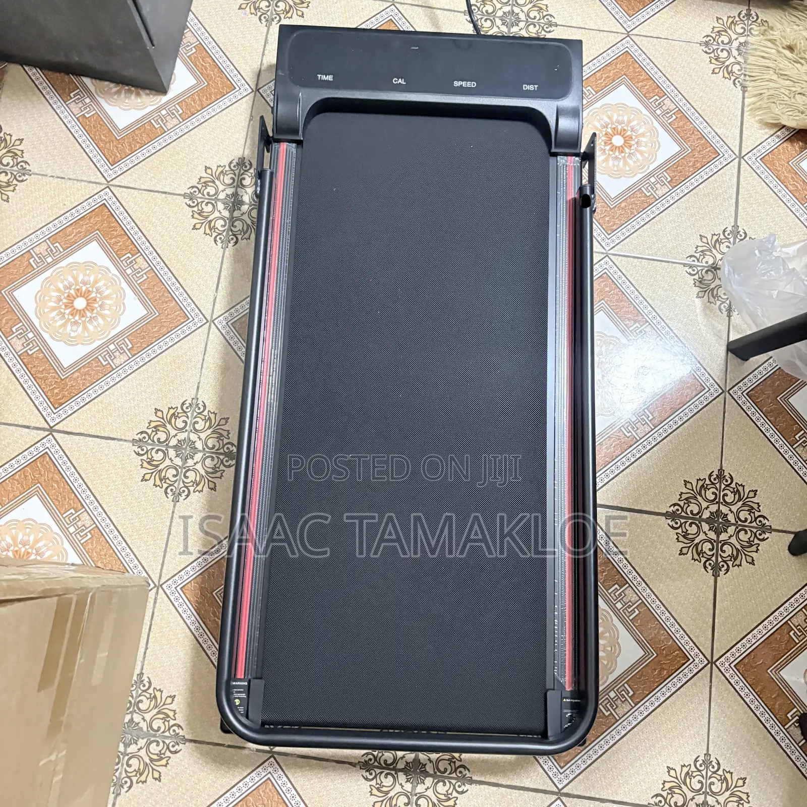 Electric Treadmill With Remote Control and Phone Holder