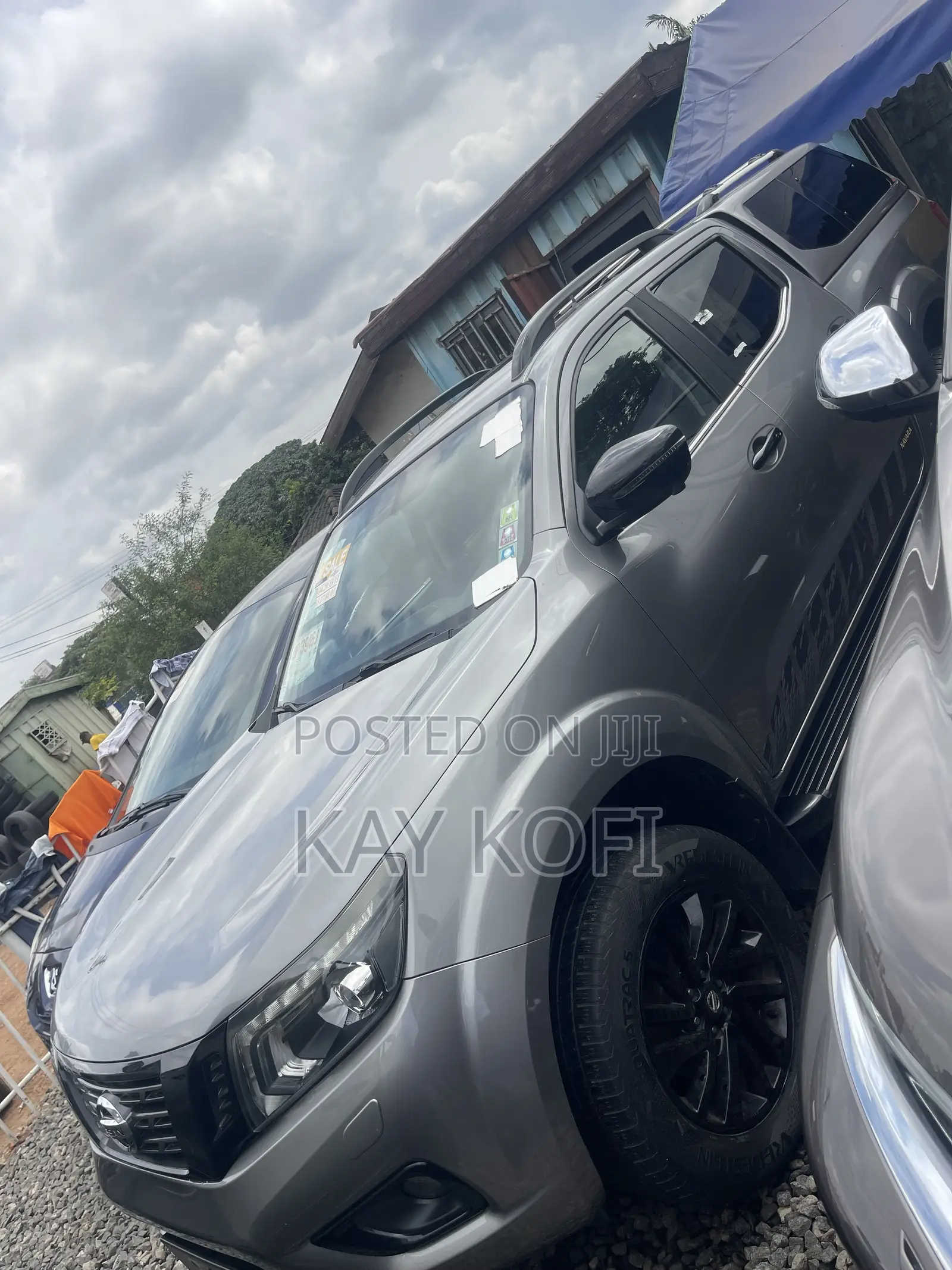 Nissan Navara 2020 Brown