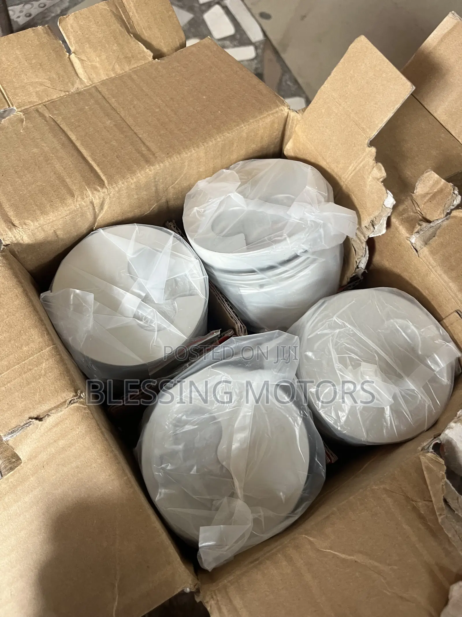 Nissan Td27 Piston Set