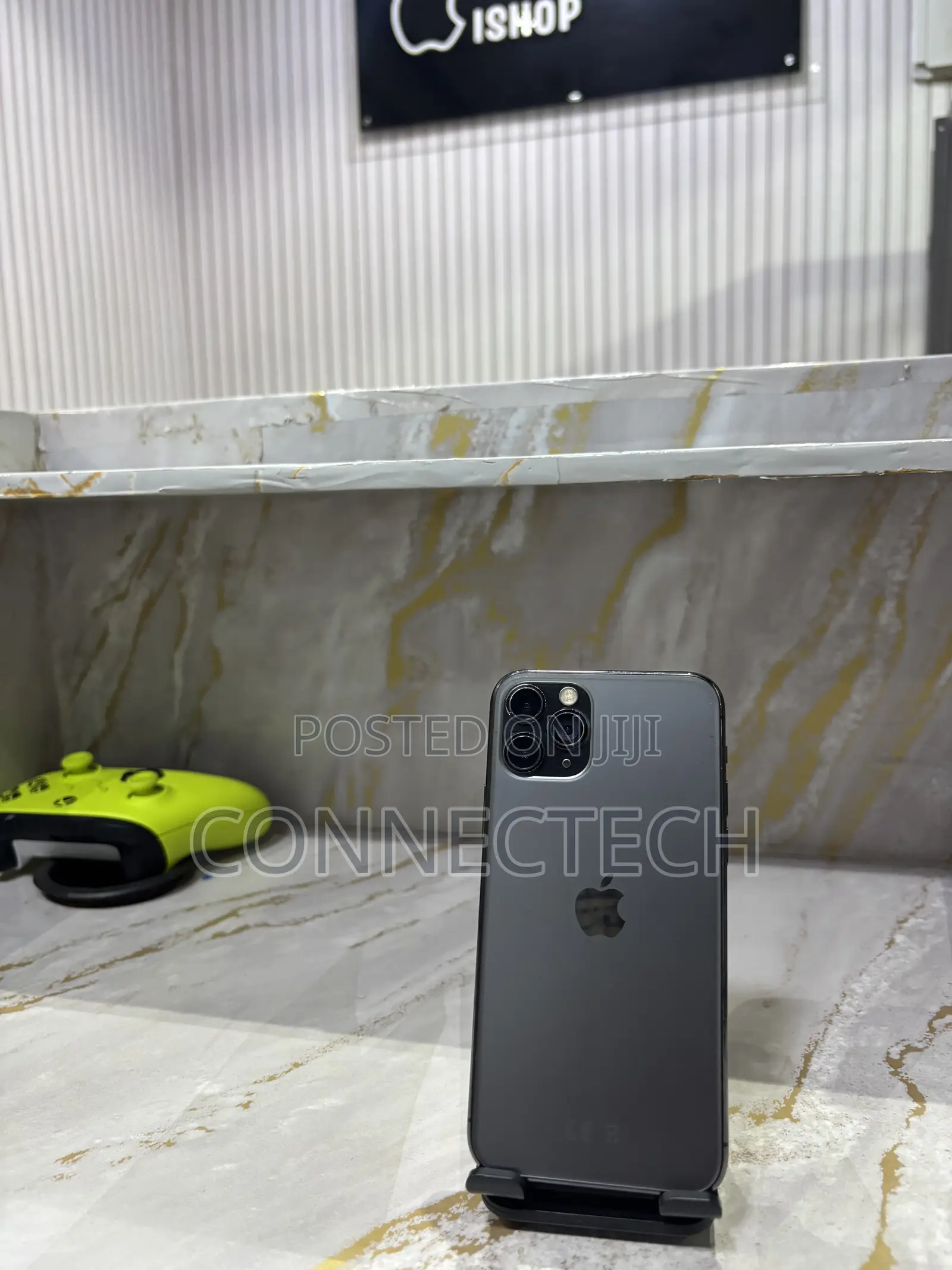 Apple iPhone 11 Pro Max 64 GB Gray