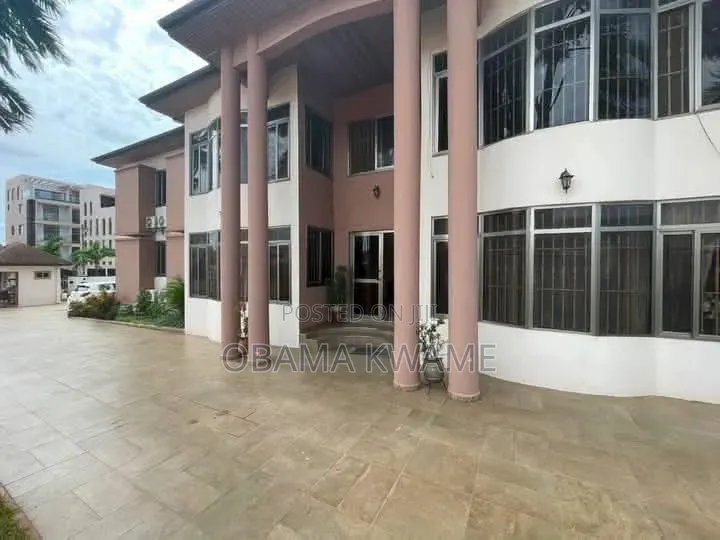 3bdrm Apartment in Laryeahomes, North Legon for rent