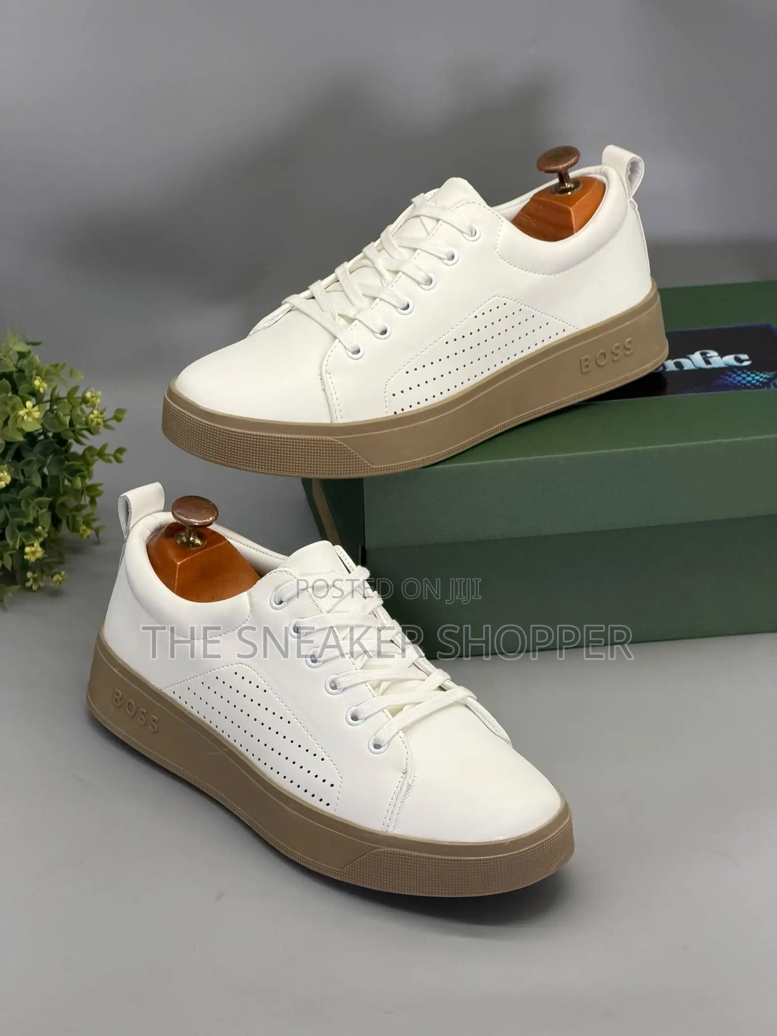 BOSS White Low-Cut Perforated Sneake